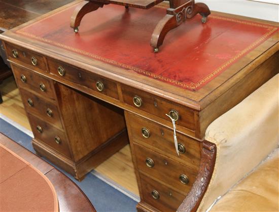 A Victorian mahogany pedestal desk W.125cm